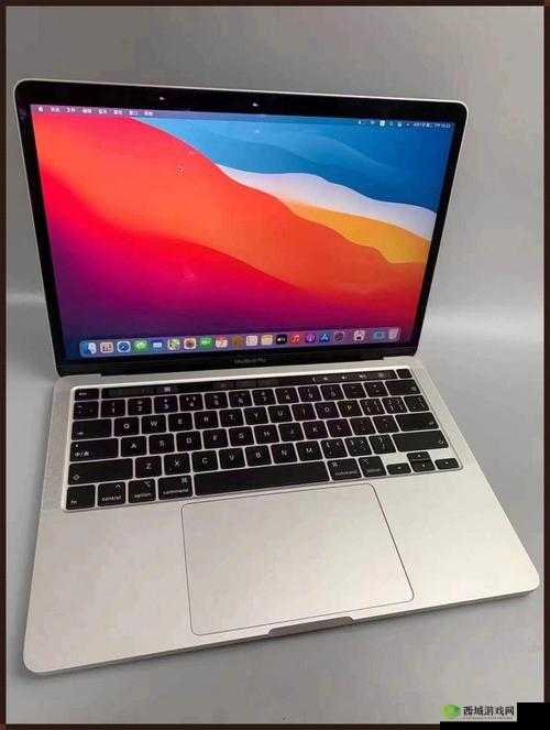 十九岁拥有的高清版 MacBook Pro：青春与科技的完美融合